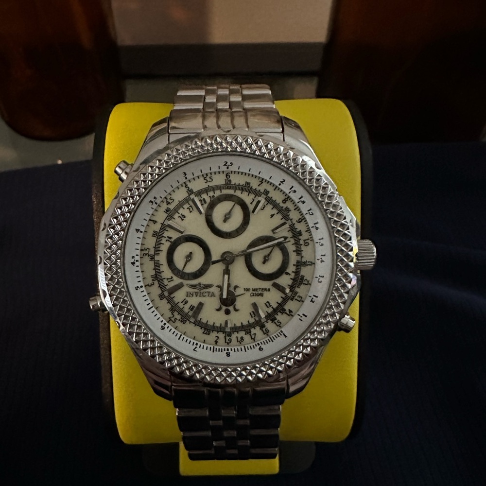 Invicta Aviator Collection - Picture 2 of 7